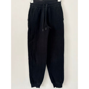 Lululemon Scuba Jogger Sz 0 Black EUC